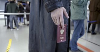 PS: Hallituksen viisumitoimet pitävät edelleen itärajan auki – valmisteilla jopa uusi viisumi, jolla voi hakea turvapaikkaa Suomesta jo kotimaassa