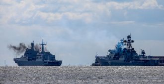 Venäjä varustaa yskivää sotakonettaan länsimaisella tekniikalla arktisessa hämärässä – apuja saatu mahdollisesti myös Suomesta