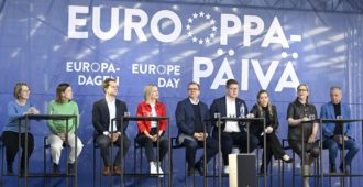 Riikka Purra suuressa EU-vaalitentissä: Siirtolaispaine ja aggressiivinen hybridihyökkäys ovat ”kaksi täysin eri asiaa”